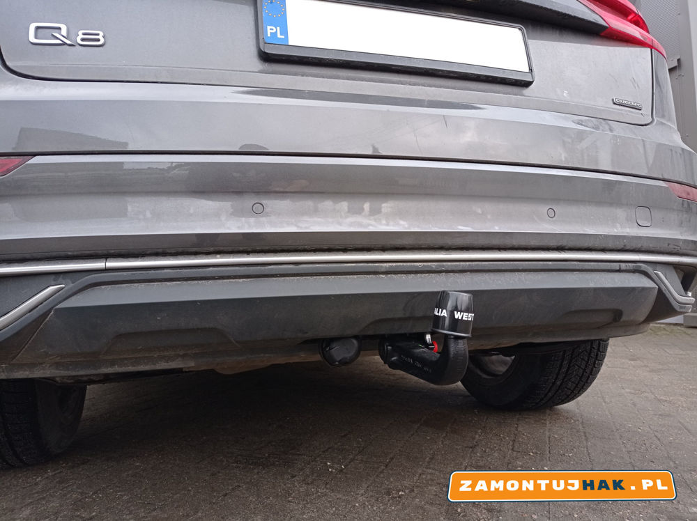 Montaż haka holowniczego Audi Q8