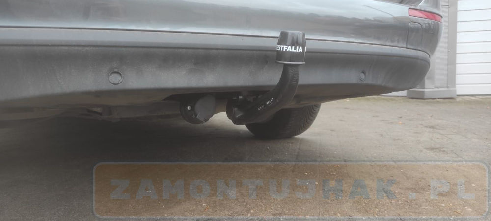 Montaż haka holowniczego Mercedes W213 Kombi 2018r.