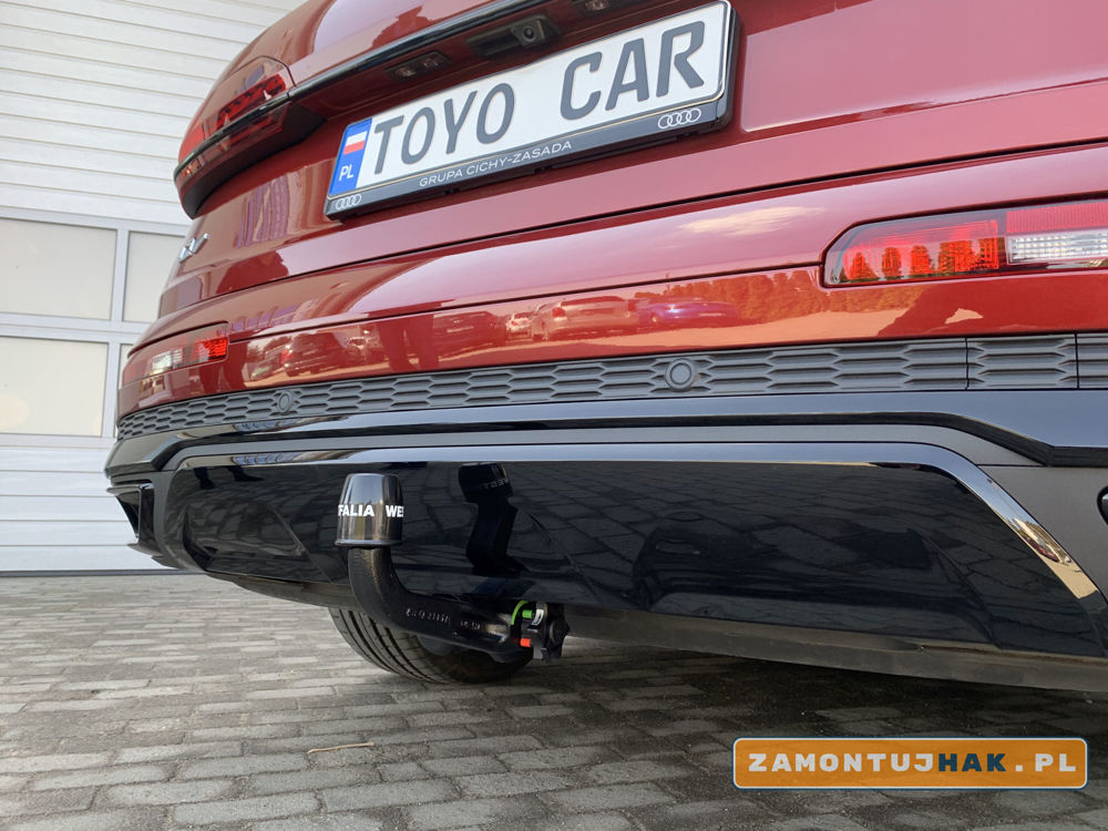 Montaż haka holowniczego Audi Q7 4M0