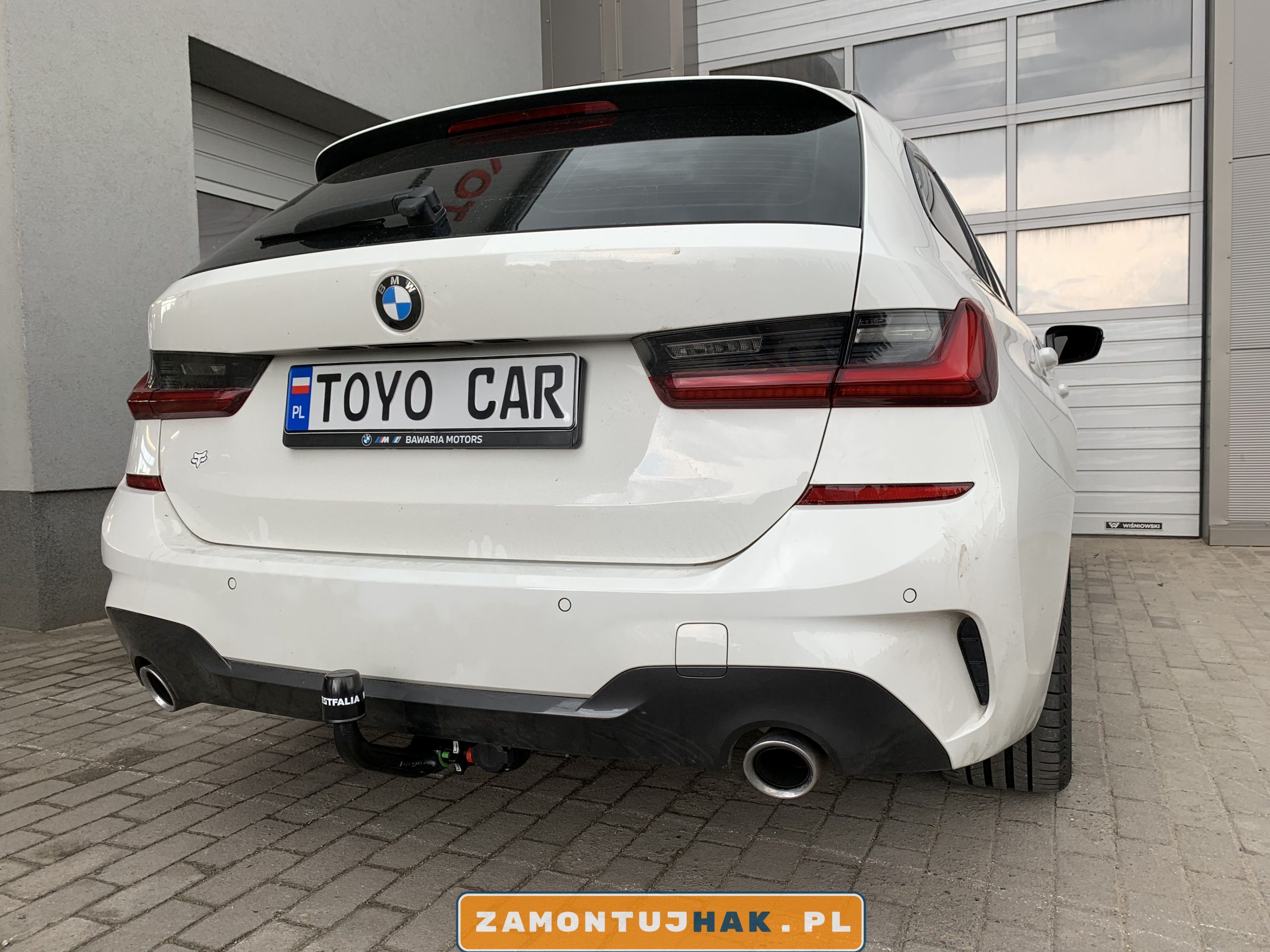 Montaż haka holowniczego BMW 3 G21 2022r.