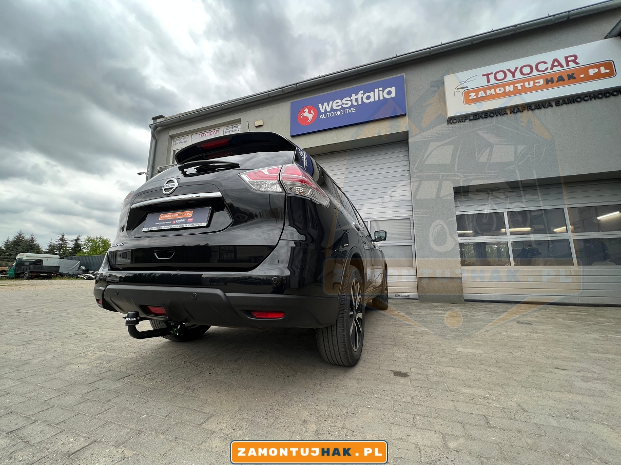 Montaż haka holowniczego w Nissan X-Trail z 2017 roku