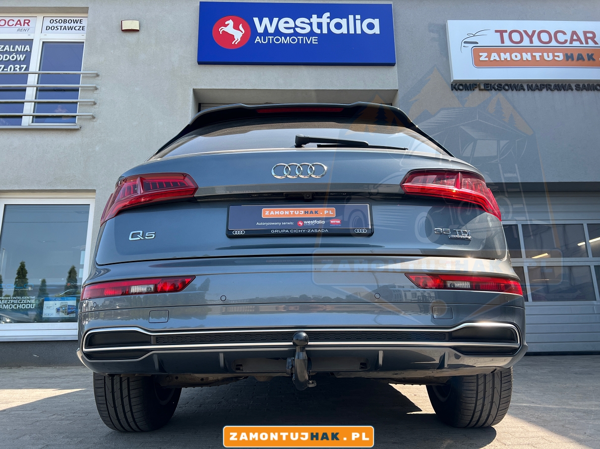 Montaż elektrycznego haka holowniczego typ R12 Audi Q5 2020