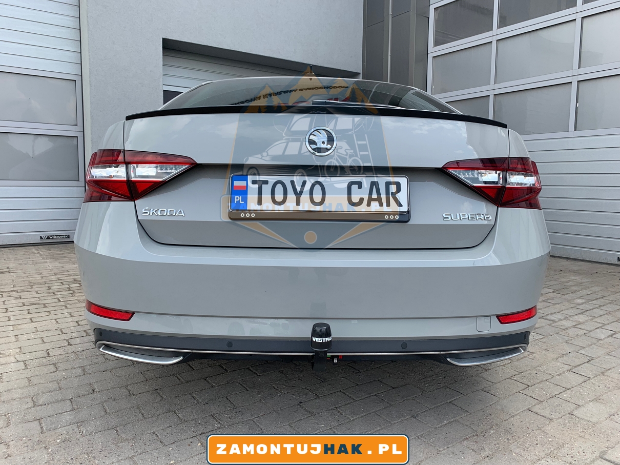 Haki holownicze montaż Poznań – Skoda Superb III