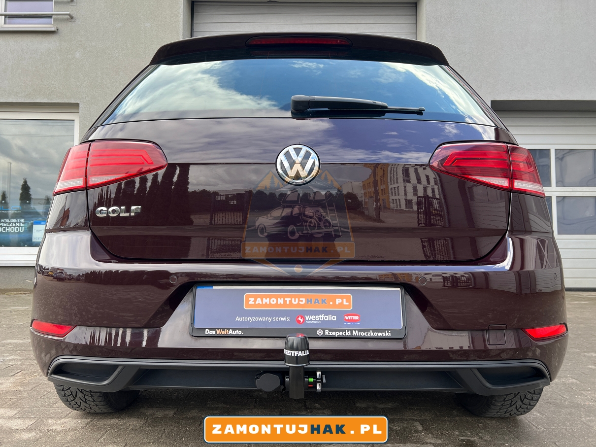 Haki holownicze Poznań – Montaż haków Volkswagen Golf VII Hatchback