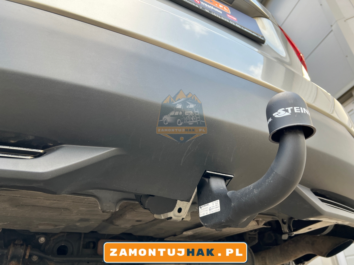 Montaż haka holowniczego Lexus NX 300h Steinhof