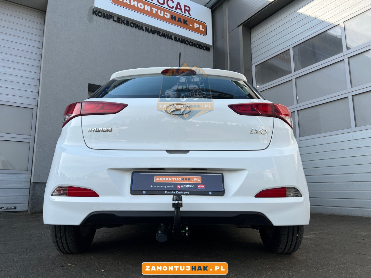 Montaż haka holowniczego Hyundai i20 2017