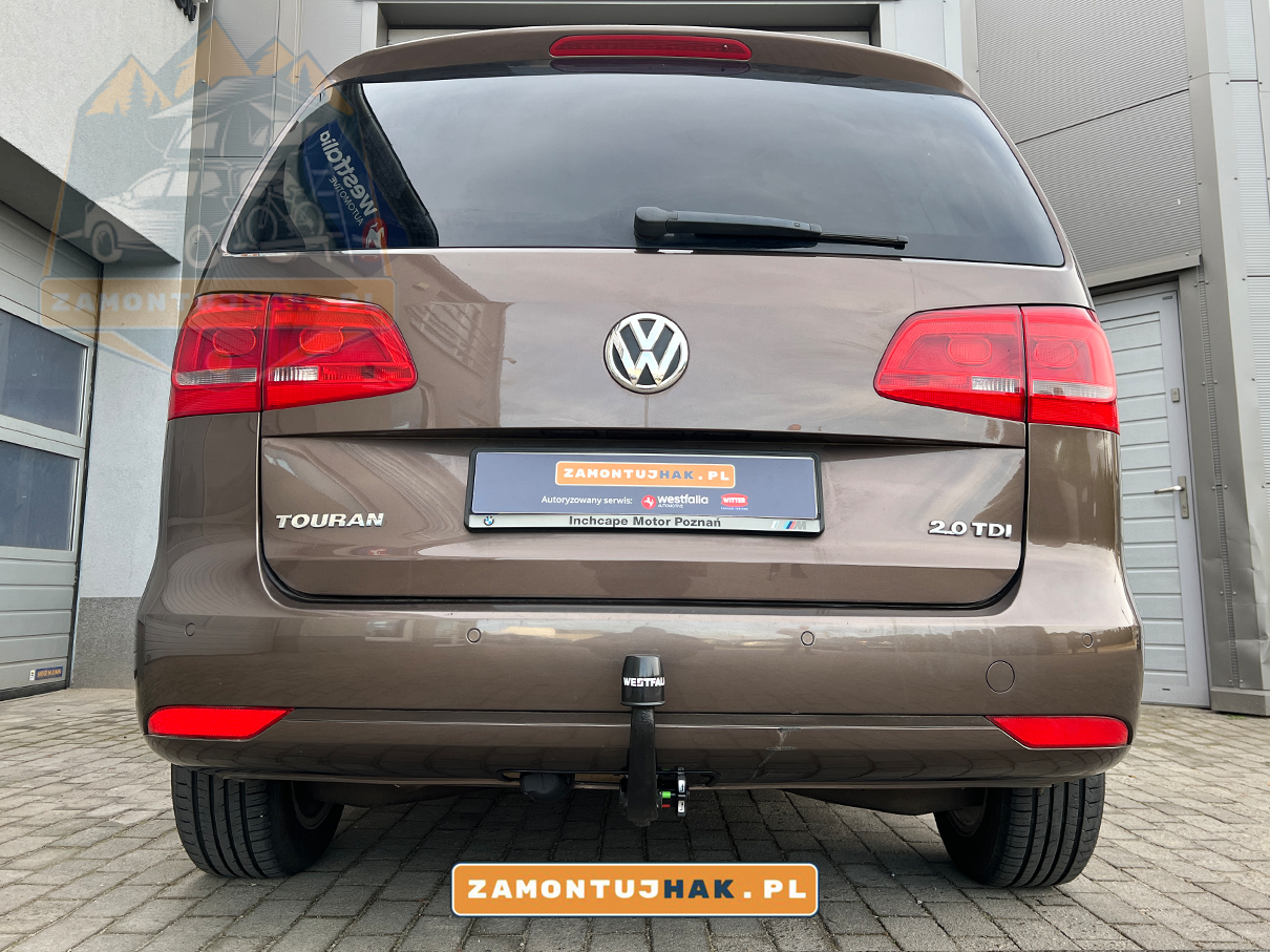 Montaż haka holowniczego Volkswagen Touran