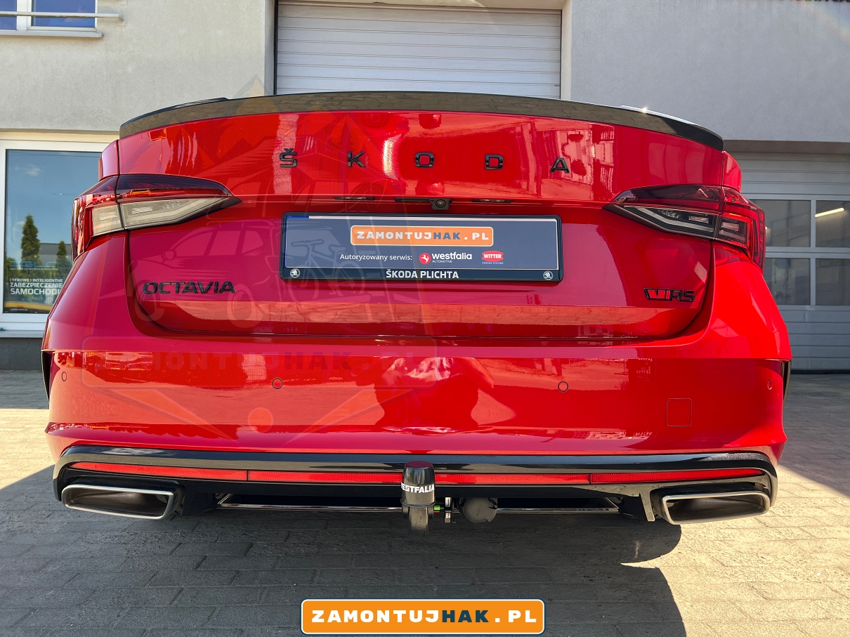 Haki holownicze Poznań Montaż – Skoda Octavia IV RS Sedan Niewidoczny